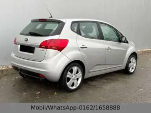 Kia Venga Spirit SERVICE Bild 2