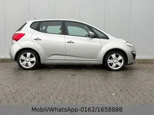 Kia Venga Spirit SERVICE Bild 3