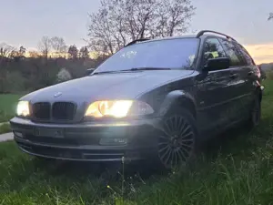 BMW 330 3er 330xi touring