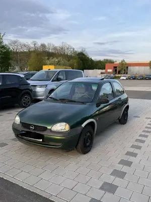 Opel Corsa Mit TÜV / mit Schiebedach/ Fahrbereit