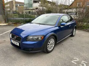 Volvo C30 2.0 Momentum, Schiebedach, Sitzheizung, Top Wagen