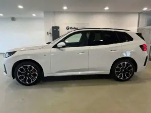 BMW X3 40d xDrive M Sport Pro 20'' IconGl Pano AHK StHz D Bild 5