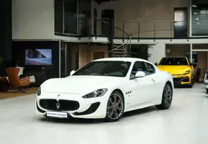 Maserati GranTurismo Sport*SPORTSITZE*BOSE*NAVI*