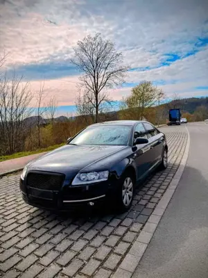 Audi A6 2.4 V6