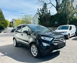 Ford EcoSport Titanium *Navi, AHK, Totwnkl.,Winterp.,