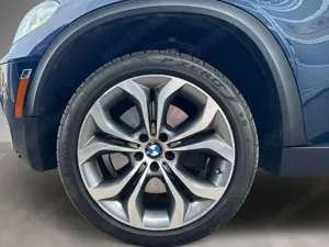 BMW X5 xDrive50i/Pano/Bi-Xen/Memory/Head-Up/2-Zonen* Bild 4