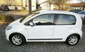Volkswagen up! club up! Bild 3