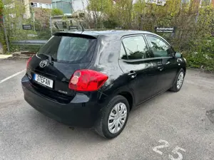 Toyota Auris Sol. 1. Hand, Klima, Top Auto, 8-fach, Tüv Neu Bild 4