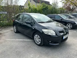 Toyota Auris Sol. 1. Hand, Klima, Top Auto, 8-fach, Tüv Neu Bild 3