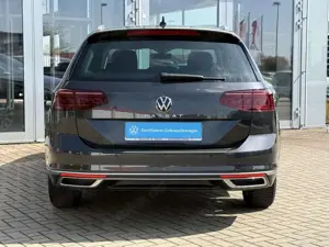 Volkswagen Passat Variant 2.0 TDI Elegance DSG AHK, MATRIX Klima Navi Bild 5