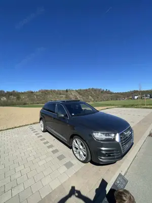 Audi SQ7 4.0 TDI quattro tiptronic