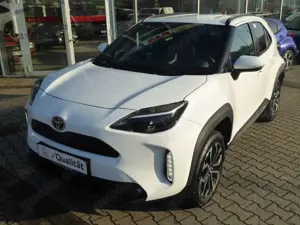 Toyota Yaris Cross 1.5Hybrid Teamplayer + Winter + Safety-Paket