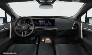 BMW iX xDrive60 M Sportpaket HK HiFi DAB LED AHK Bild 3
