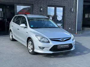 Hyundai i30 CW 1.4 Classic*Klima*8Fbereift*E-Fenster+S*