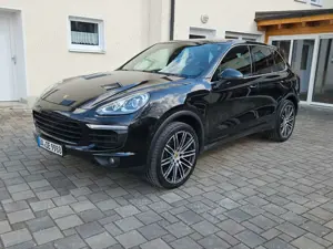 Porsche Cayenne 2.H unfallfrei Luft Bose Pano AHK 21´