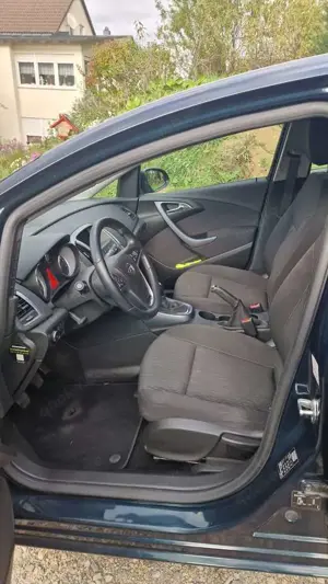 Opel Astra Edition Bild 5