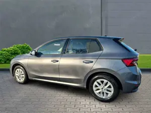 Skoda Fabia Selection  1.0 MPI+Klimaanlage+Sitzheizung+Alufelg Bild 2