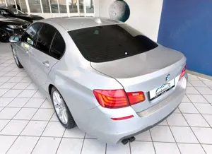 BMW 520 d Limousine*xDrive*M-Paket*Head Up* Bild 3