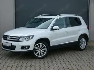 Volkswagen Tiguan Sport  Style 4Mot. Panor. AHK Xenon