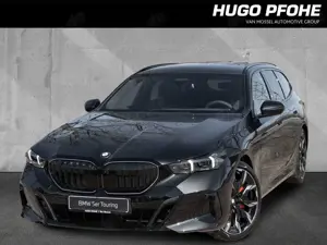 BMW 223 540d xDrive Touring A Kombi.  kW. 5-türig