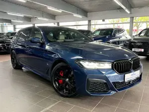 BMW 540 540d xD Touring M Sport SH+19Z+Dakota in BEIGE