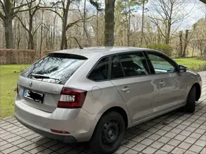 Skoda Rapid/Spaceback 1.0. TSI 110 PS, Clever Bi-Xenon Tempomat Bild 2