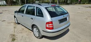 Skoda Fabia Fabia 1.4 16V Combi Classic ( navi , klima ) Unfallfrei ( ohne TUV ) voll Fahrbereit ( K Bild 2