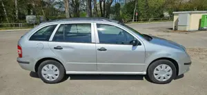 Skoda Fabia Fabia 1.4 16V Combi Classic ( navi , klima ) Unfallfrei ( ohne TUV ) voll Fahrbereit ( K Bild 4