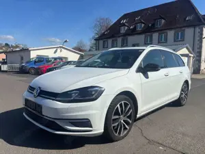 Volkswagen Golf Var. 2.0 TDI DSG IQ.DRIVE-NAV-LED-KAMERA-