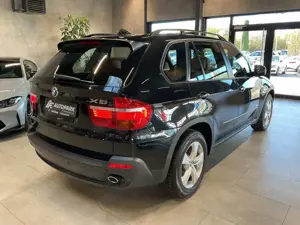 BMW X5 xDrive30d Leder Navi Pano Xenon HiFi Bild 4