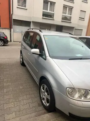 Volkswagen Touran Trendline Bild 3