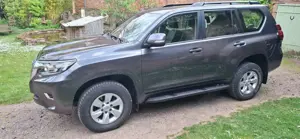 Toyota Land Cruiser D4D AUTOM+NAVI+LEDER+AHK+1.HAND NUR 72 000 KM*TOP*