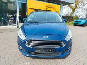 Ford S-Max +AUTOMATIK+KAMERA+AHK+SHZ+NAVI+IM AUFTRAG Bild 2