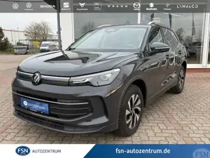 Volkswagen Tiguan 2.0 TDI DSG 4M LED AHK RFK Clima