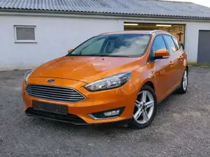 Ford Focus 1. Hand Titanium 1.5TDCi  optional 12 Mo Garantie