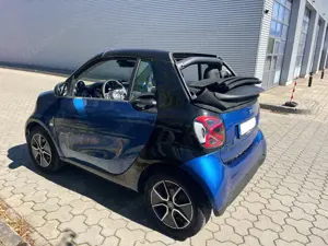 smart forTwo Smart EQ fortwo Cabrio, Schnelllader - 45 Min. voll - frisch TÜV - inkl. Notladekabel f