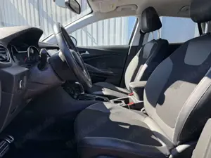 Opel Grandland X 96kW 131PS/LED/Automatik/AHK/KAM Bild 5