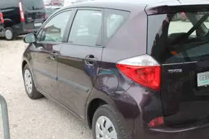 Toyota Verso-S -l-Dual-VVT Cool/Klima/ 5 Türig/49.000 Km Bild 5