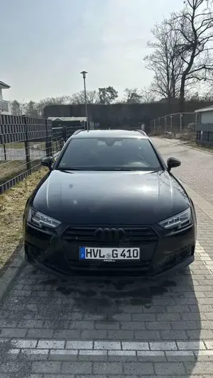 Audi A4 Avant 2.0 TDI S tronic design