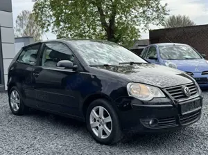 Volkswagen Polo 1.4 Tour/AC/AHK/TÜV 10-2027/TEMPOMAT