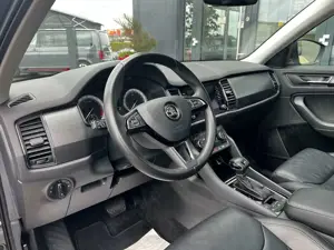 Skoda Kodiaq Ambition KAMERA PANORAMA AHK 1-HAND Bild 4