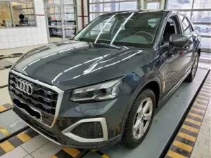 Audi Q2 advanced 35 TFSI AHK MATRIX NAV KAM PDC SHZ Bild 2