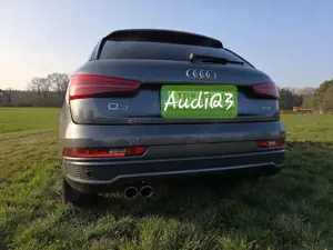 Audi Q3 2.0 TDI quattro S tronic sport Bild 4