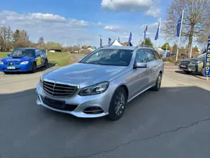 Mercedes-Benz E 220 E220 T-Modell CDI Blue.8fach Garantie,Comand AHK