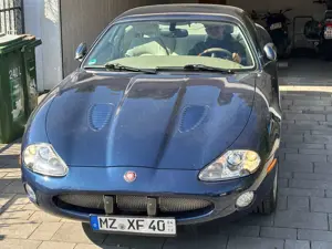 Jaguar XKR
