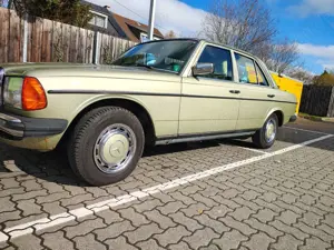 Mercedes-Benz 230 Limousine