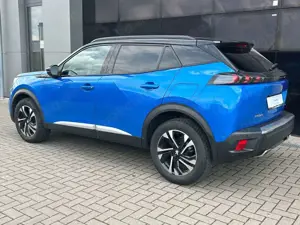 Peugeot 2008 GT|2Hd.|Pano|Keyless|Rückfahrkam|Navi Bild 4