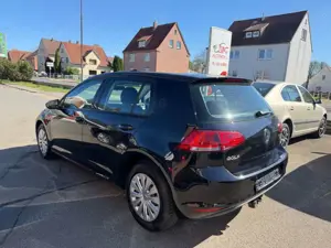 Volkswagen Golf VII Lim. Trendline BMT