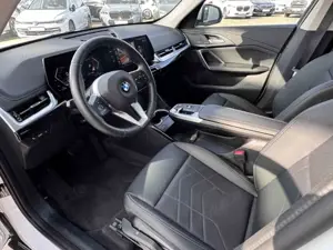 BMW X1 23 d xDrive xLine AHK ACC Leder adap.LED Bild 5