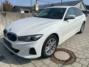 BMW 318 i Limousine M Sport LiveCoPro RFK SHZ Keyless